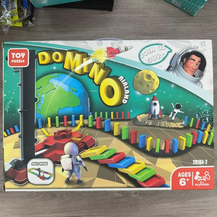 Riesen-Domino mit Rakete