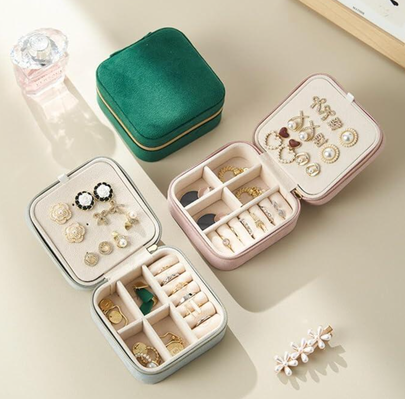 Estuche Portatil para Joyas Compacto y Elegante