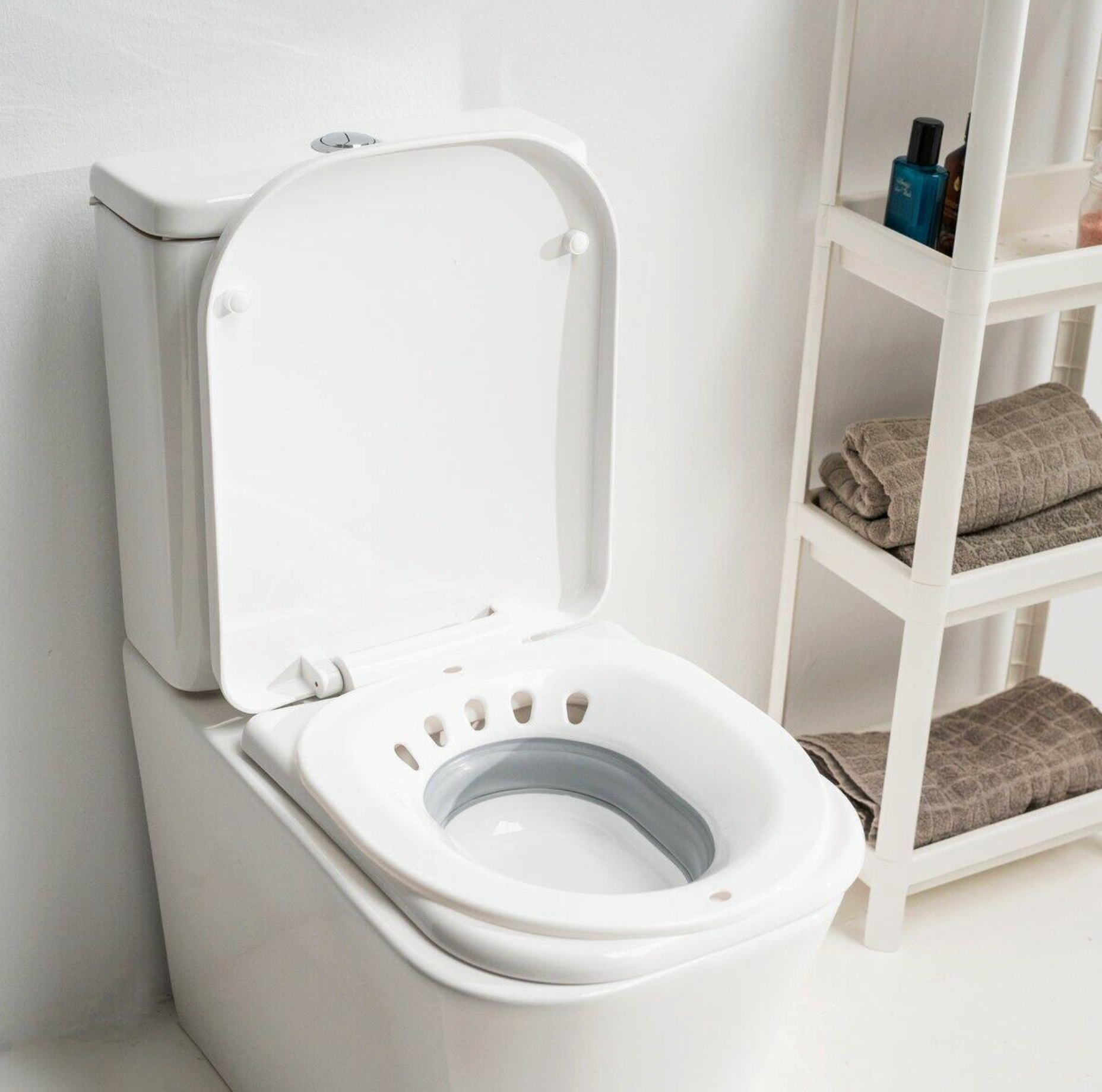 🚽💧 Fopobi Portable Folding Toilet Bidet – Hygienic Comfort Anywhere